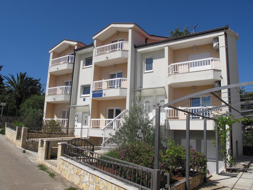 Apartments Mia Stari Grad  Kültér fotó